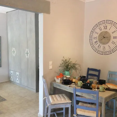 Paxos Bonzai Apartment *