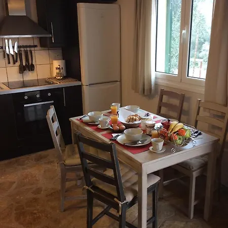 Paxos Bonzai Apartment Gaios