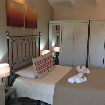 Apartment Paxos Bonzai *