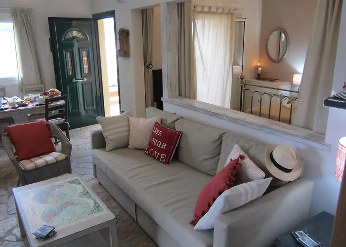 Paxos Bonzai Apartment Gaios